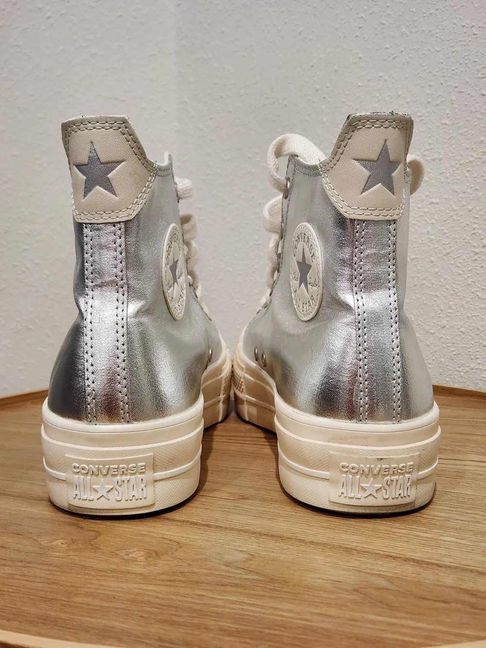 Converse Chuck Taylor All Star High Top Sneakers - Silver Size 10 - Picture 4 of 8